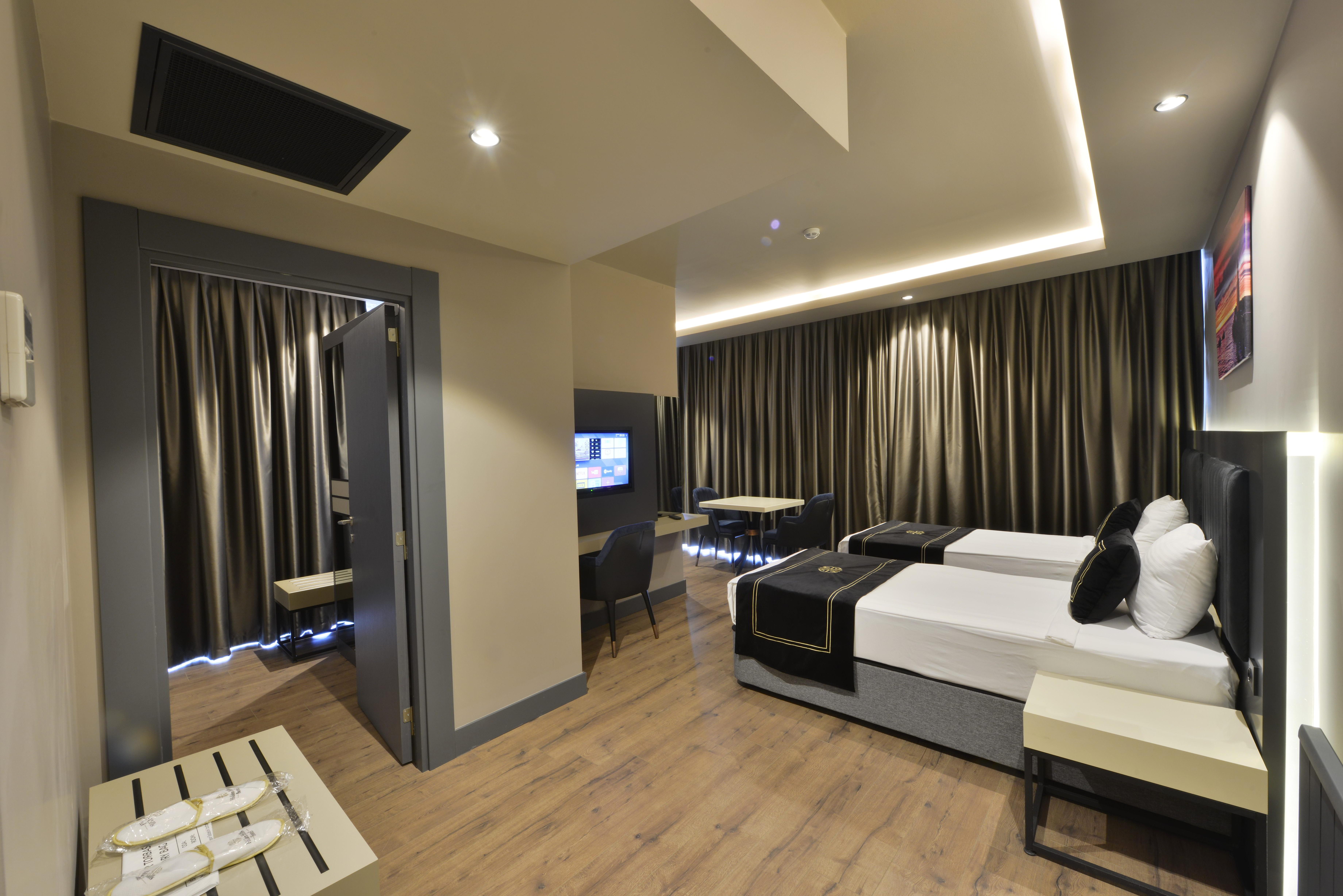 Best Western Premier Hidden Hills Hotel Istanbul Ngoại thất bức ảnh Family Suite