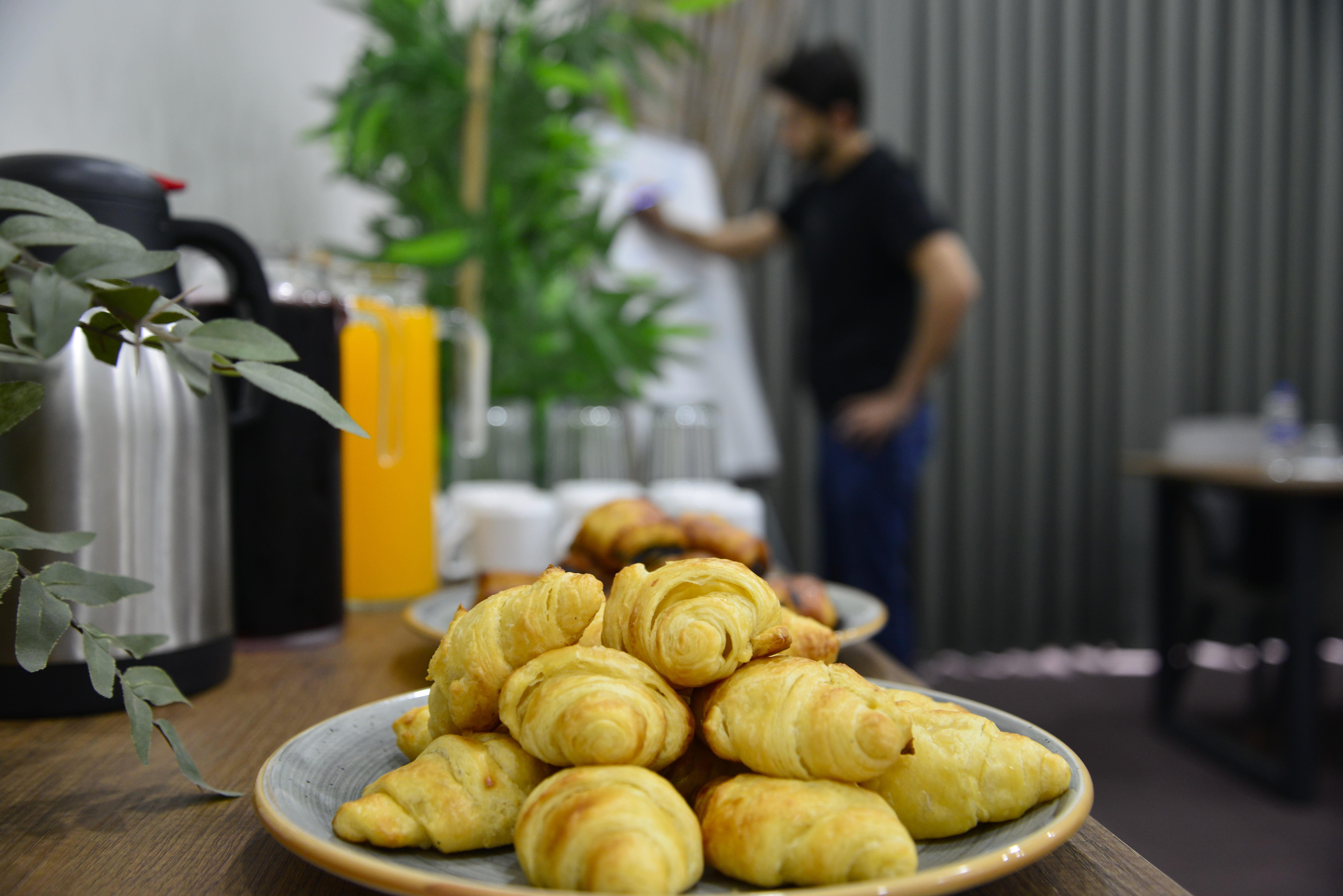 Best Western Premier Hidden Hills Hotel Istanbul Ngoại thất bức ảnh A plate of cheese pastry