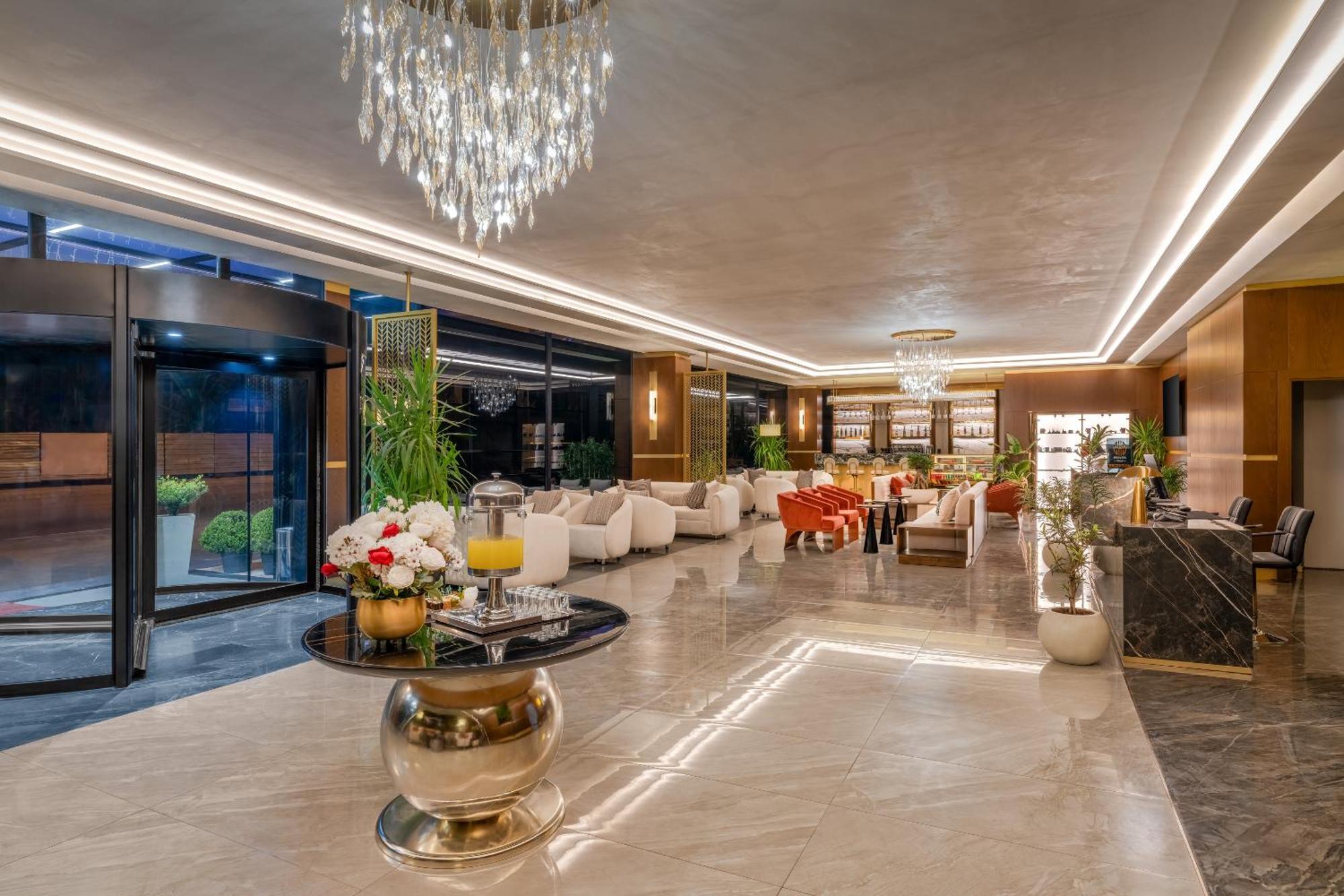Best Western Premier Hidden Hills Hotel Istanbul Ngoại thất bức ảnh Lobby
